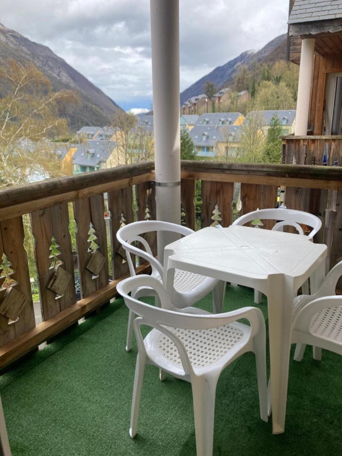 Appartement 4/6 Pers 38M2, Vue Montagne, Piscine Chauffee, 500M Centre Ville Cauterets Exterior photo